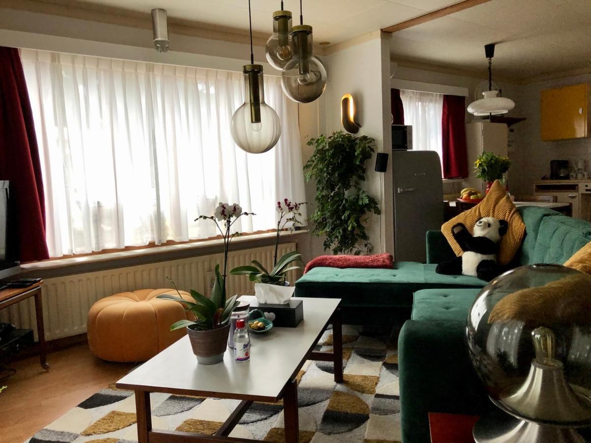 Retro Relax Resort Midden In Het Bos Op De Veluwe In Putten Eksteriør billede